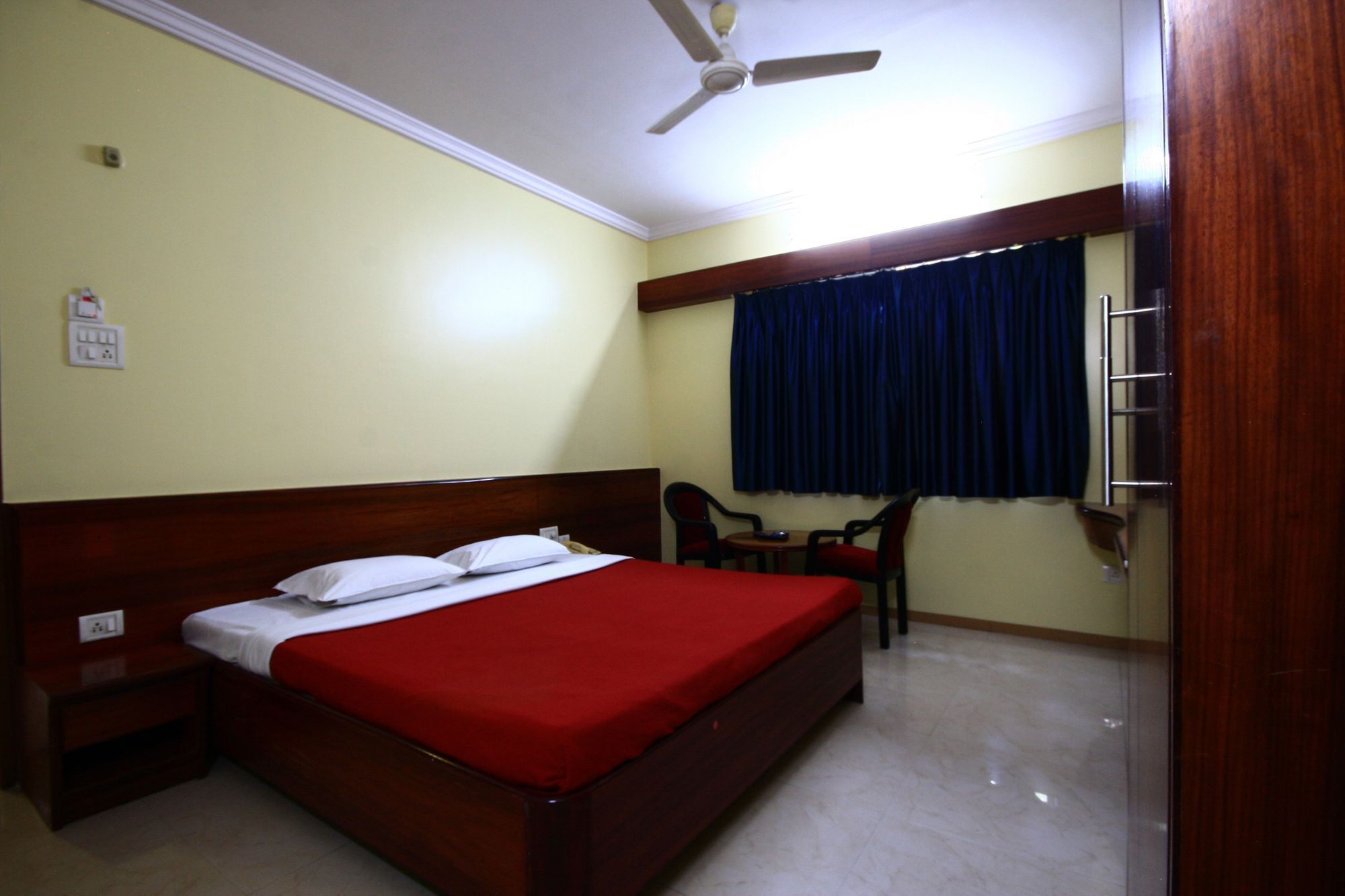 Hotel Deccan Park Púna Exteriér fotografie